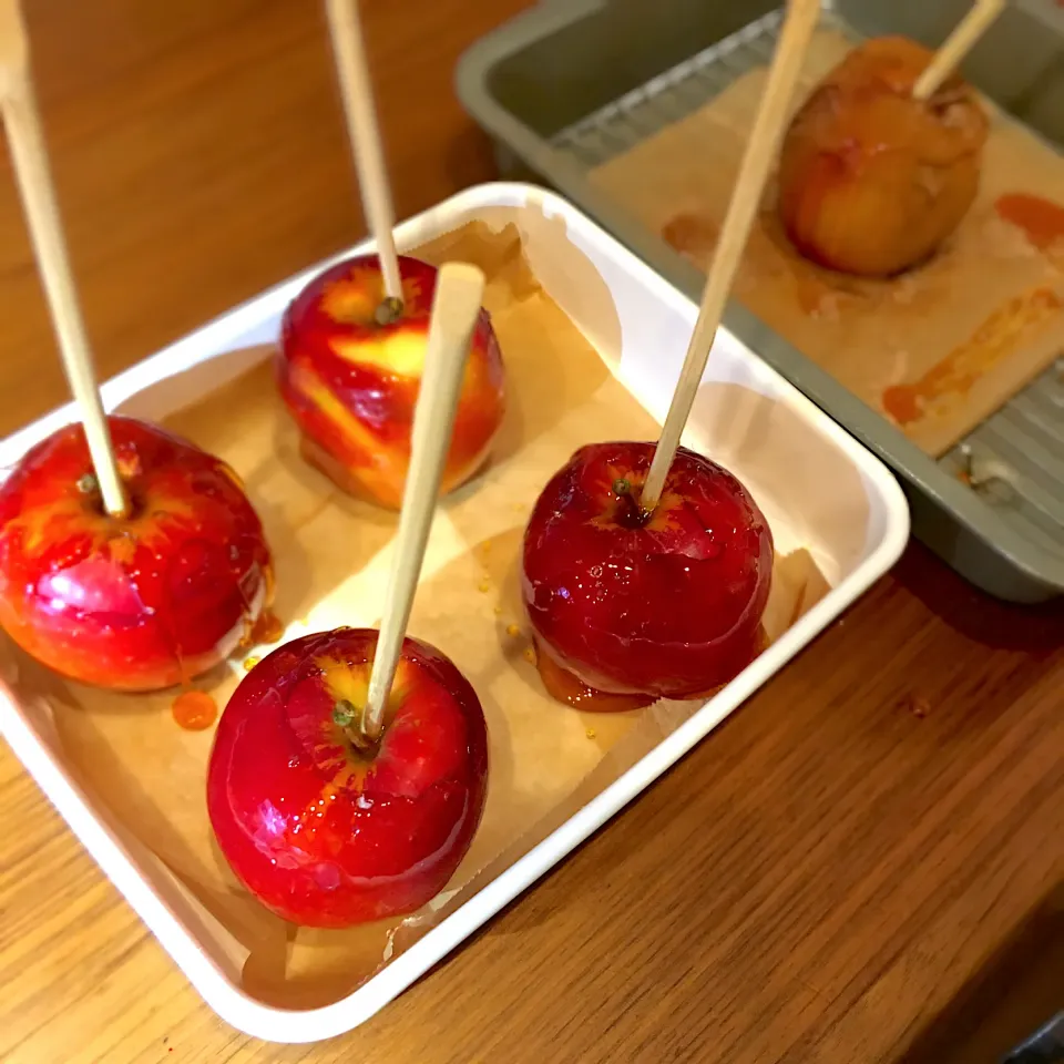 りんご飴🍎製造中|くろあおさん