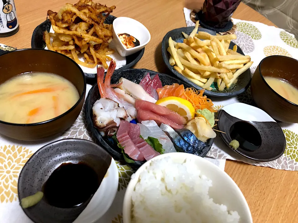 Snapdishの料理写真:久々のお刺身|のんのさん