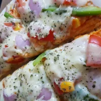 loaded with cheese and veggies|Poonamさん