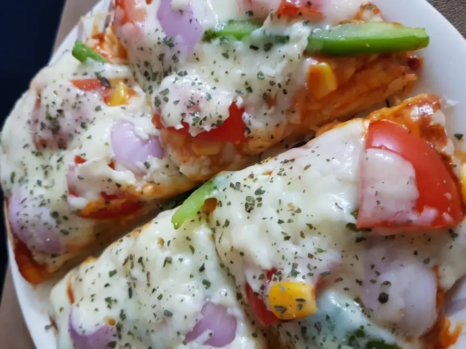 loaded with cheese and veggies|Poonamさん