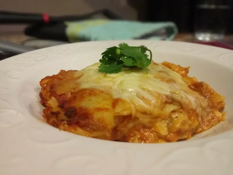 Snapdishの料理写真:MaggieH17's dish 🇮🇹 Homemade Lasagna 🇮🇹 😋|MaggieH17さん