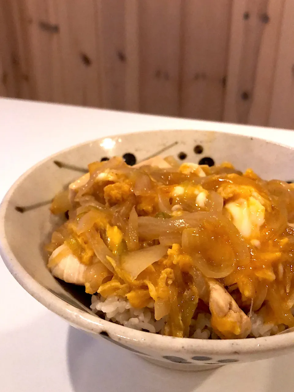 新玉ねぎの親子丼|料理人アイアンマンさん