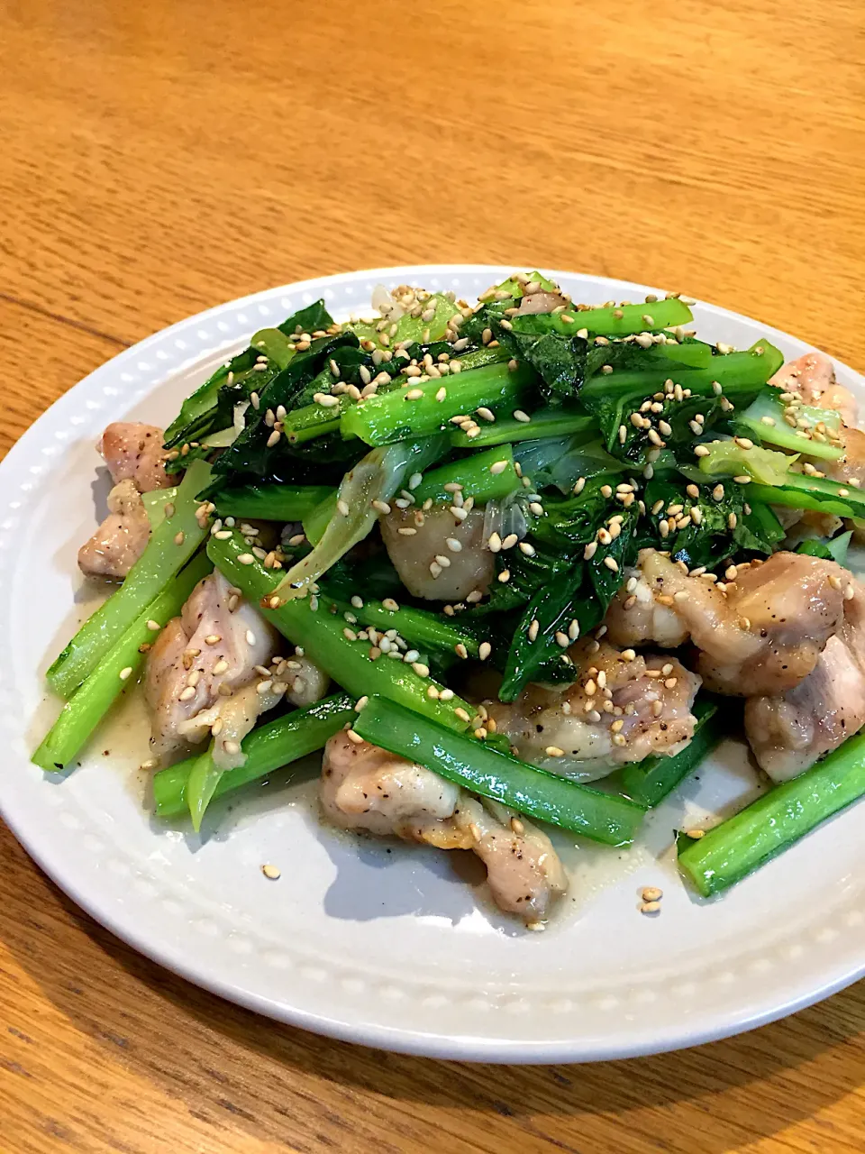 鶏肉と小松菜の塩炒め|まつださんさん