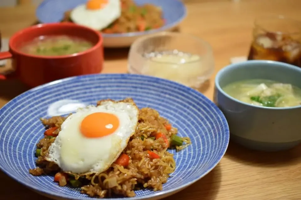 そばめし|うにんぱすさん