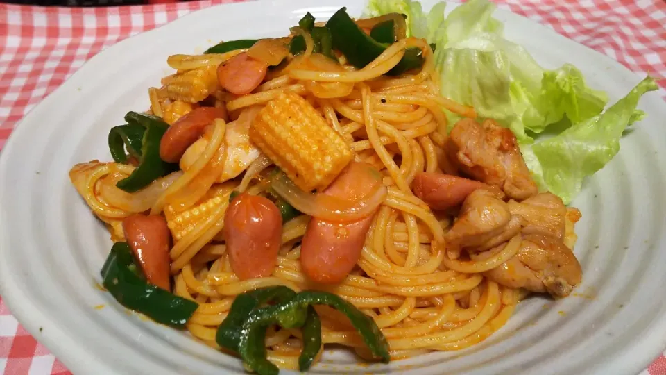 Snapdishの料理写真:チキンとヤングコーンのトマトスパ😋🍴💕|オレンジチョコさん