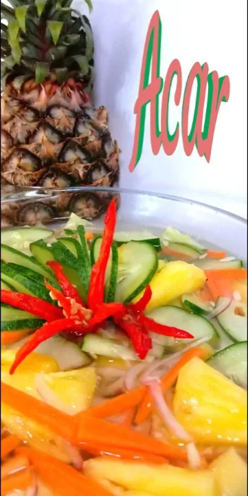 Cucumber, Pineapple & Carrot Pickles w Chillies & Onion|Salehaさん