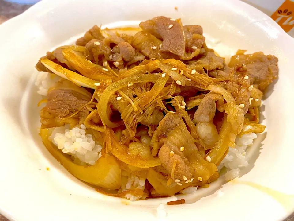 Snapdishの料理写真:Beef rice|skyblueさん