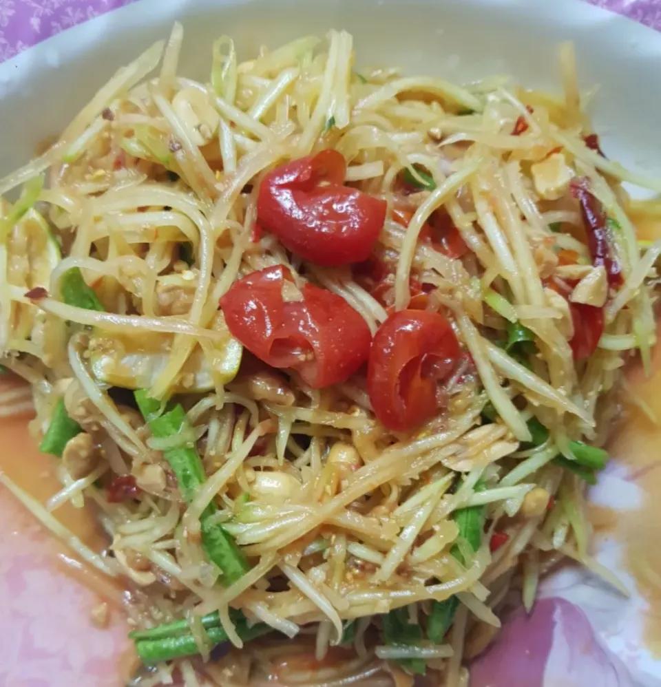 papaya salad ( somtum)|patcookingfeverパットさん