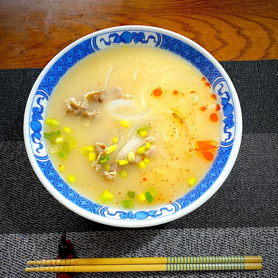 Snapdishの料理写真:寿がき家の和風豚骨ラーメン|yakinasuさん