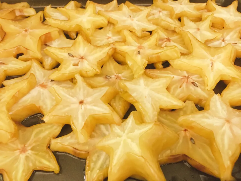 Snapdishの料理写真:Star fruit|reigineさん