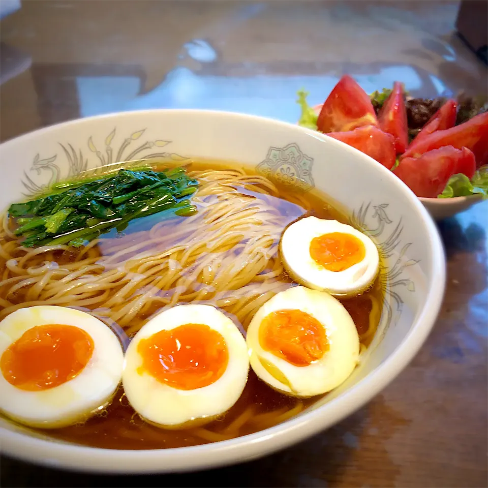 #飯田商店　お土産らぁ麺、トマトサラダ|Shiny1022さん