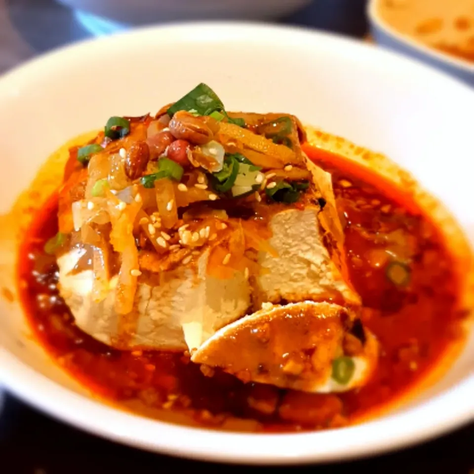 澆汁豆腐🌶 Tofu topped with spicy peanut sauce🥜豆腐ソース🥢|Teresaさん