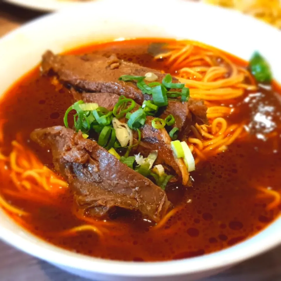 紅燒牛肉麵🐃Braised beef noodles🍜蒸し牛肉麺😋|Teresaさん