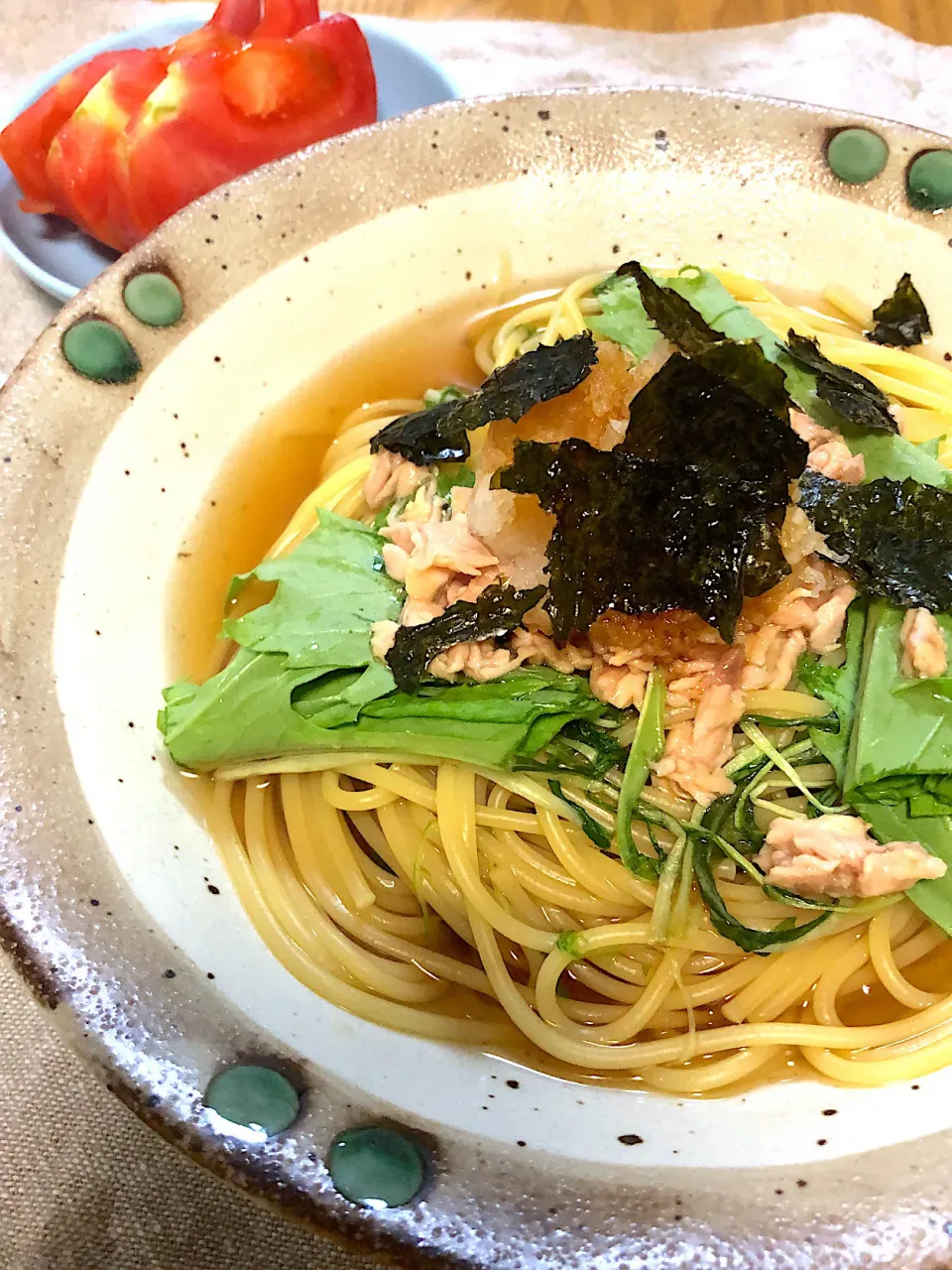 Snapdishの料理写真:ツナと水菜の和風パスタ🍝|さおりさん