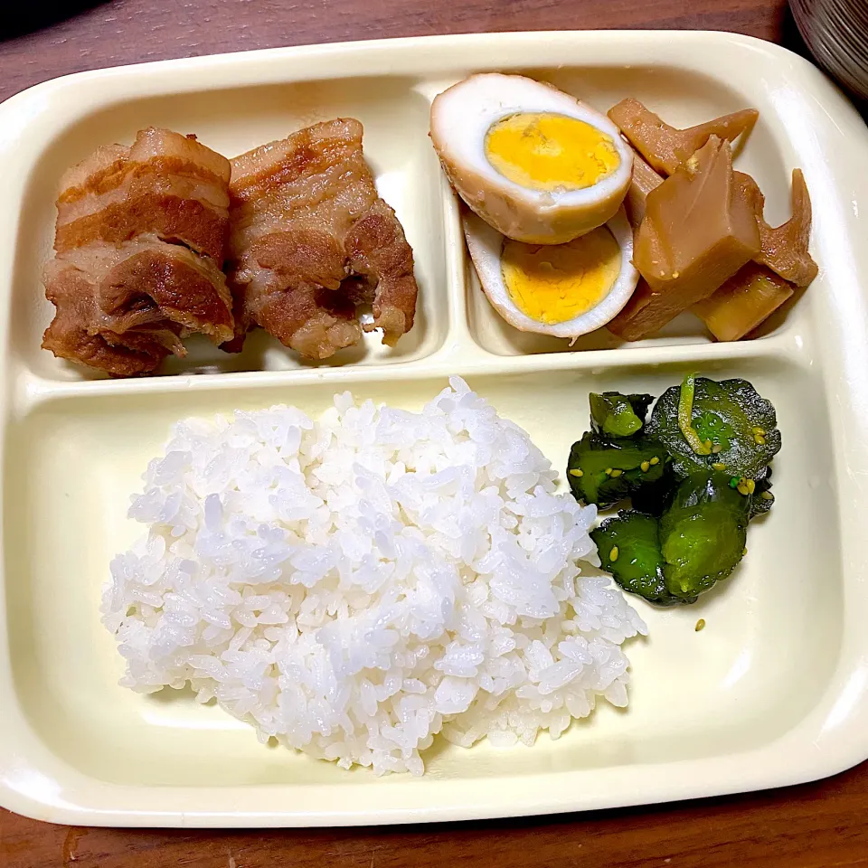 Snapdishの料理写真:久々に角煮|あろえ('∀`)さん