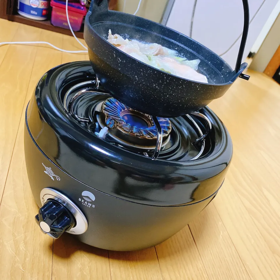 Snapdishの料理写真:アラジンのヒバリンを使って、湯豆腐|naoさん