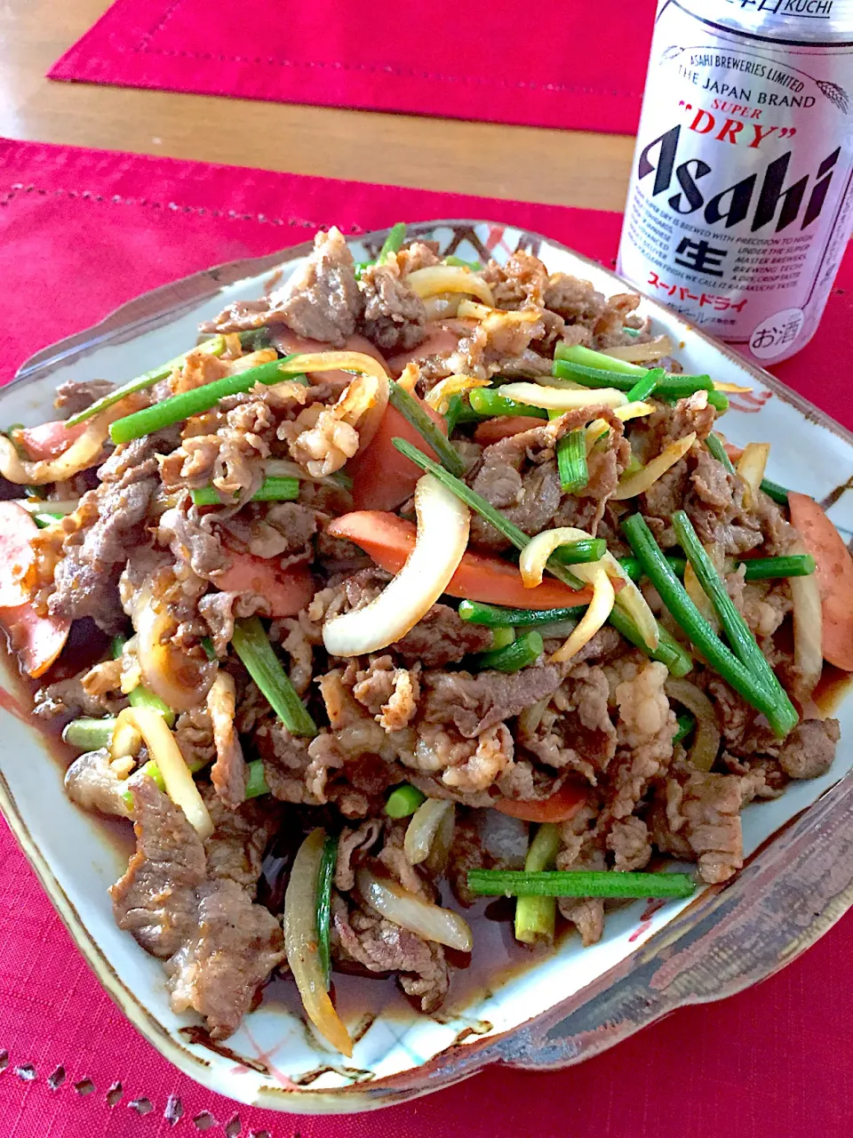 牛肉とニンニクの芽の焼肉炒め🍀|おかちさん