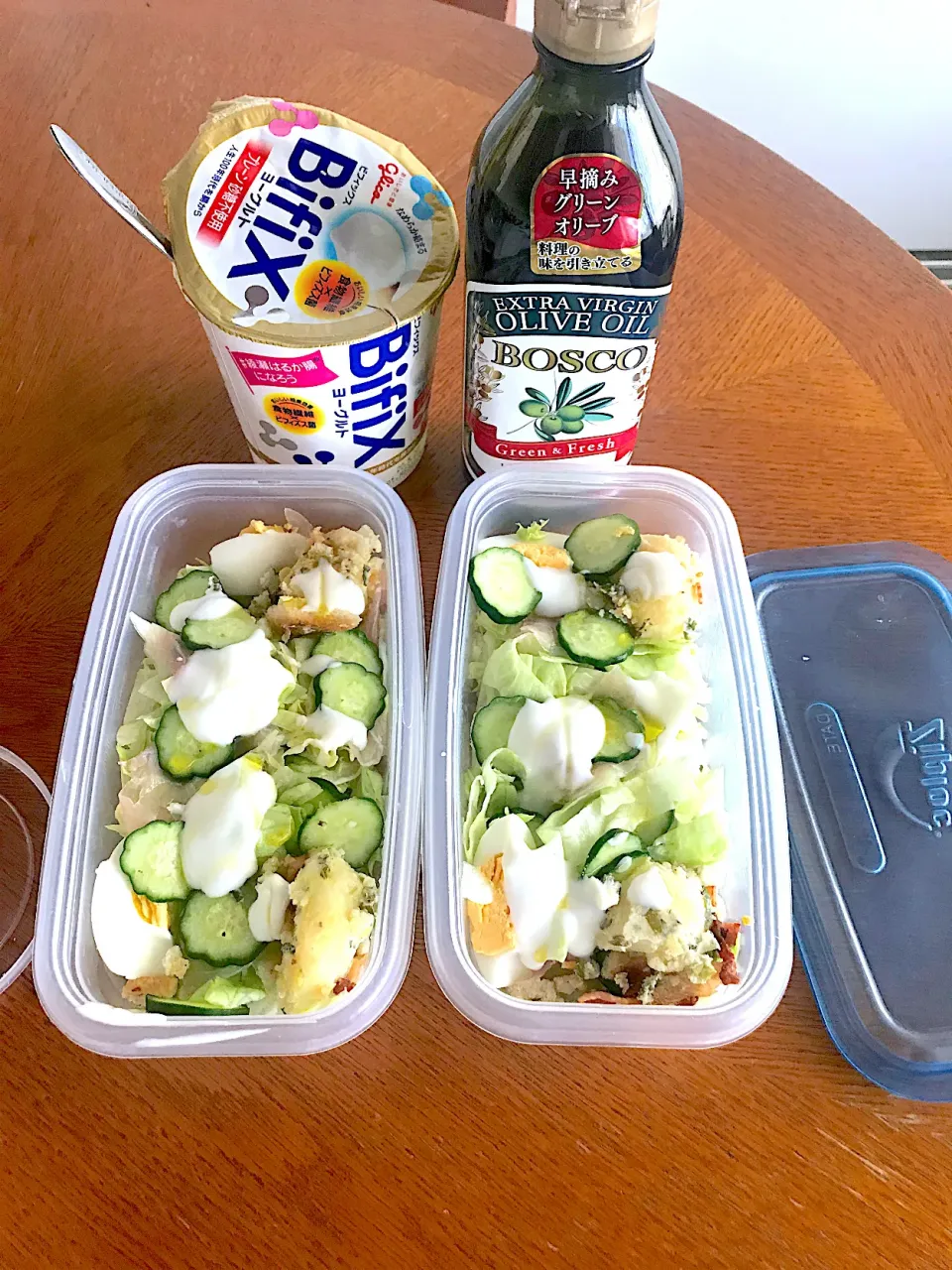 Snapdishの料理写真:昨日の残りのヨーグルトサラダで作ったサラダ🥗|Iggywiggyさん