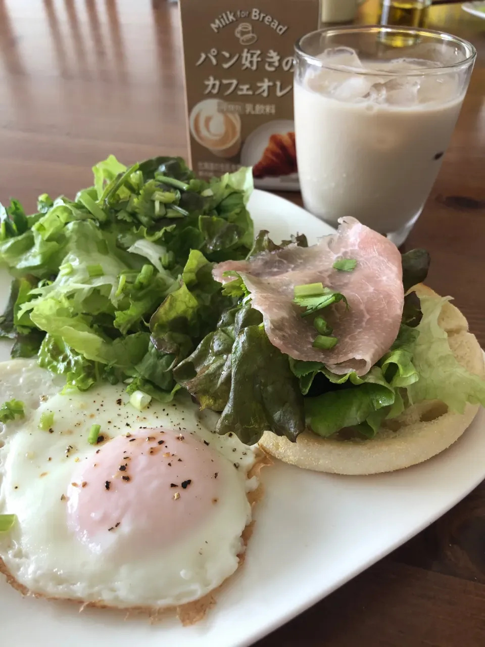 5/17の朝食　パン好きのカフェオレいただきました！さっそくマリアージュ|yoneさん