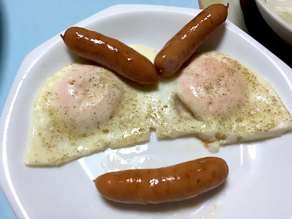 目玉焼き200517|はっちぃさん