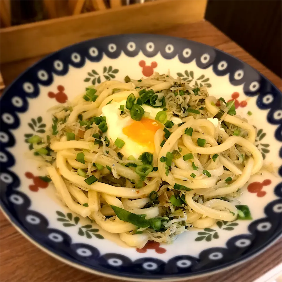 しらすのねぎ塩焼きうどん|ゆきっちん(・8・)さん