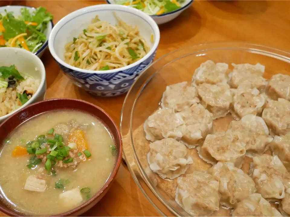 20/05/16 夕飯♪ 帆立と豚肉の焼売|ikukoさん