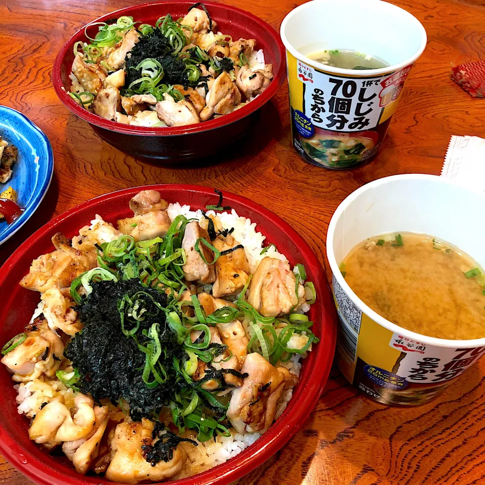 焼鳥丼😋|すかラインさん