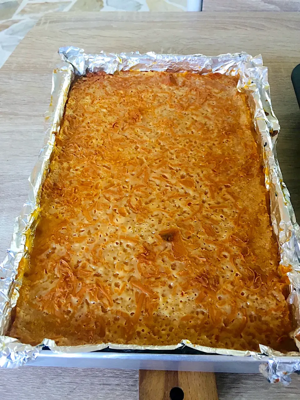 Baked Grated Cassava Sticky Cake in coconut milk,cheese,condensed milk,Evap milk vanilla butter☺️💜💙💖❤️|Maribel Pasugnodさん