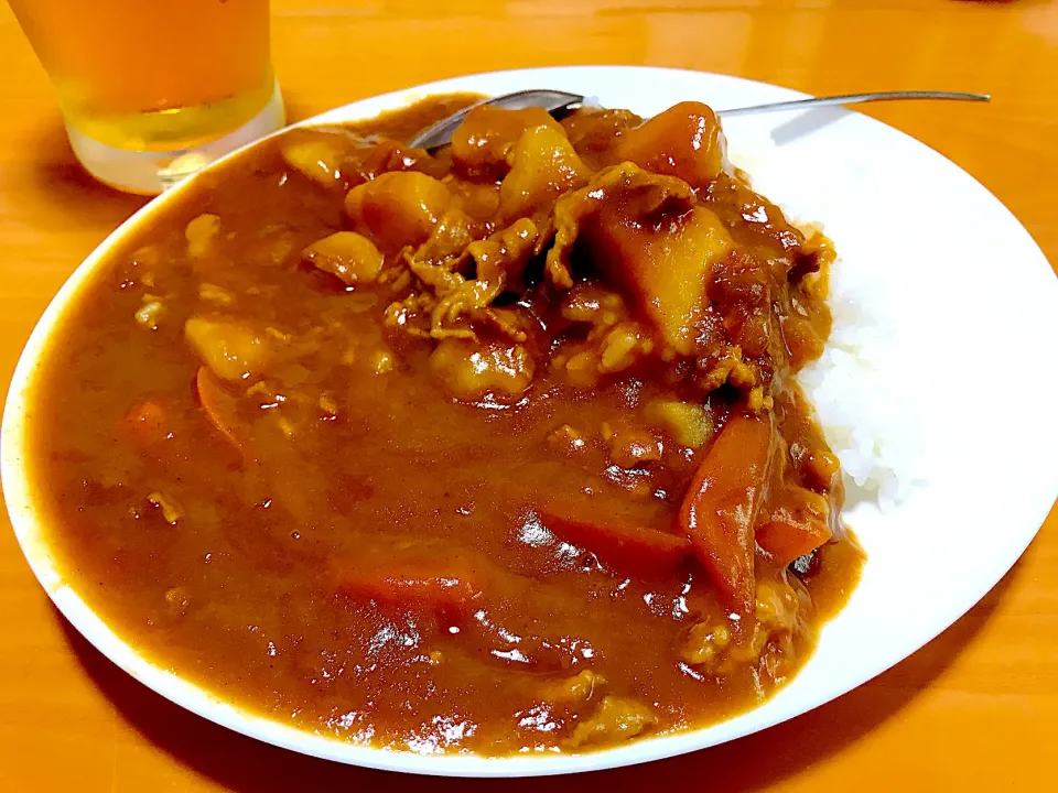 Snapdishの料理写真:お隣りのお婆ちゃんにカレーを貰った🍛😊　美味しかった😊👍|ジイジさん