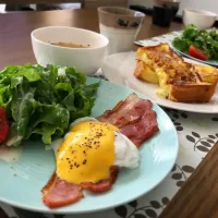 フレンチトーストでカフェ風ごはん|どんぐりさん