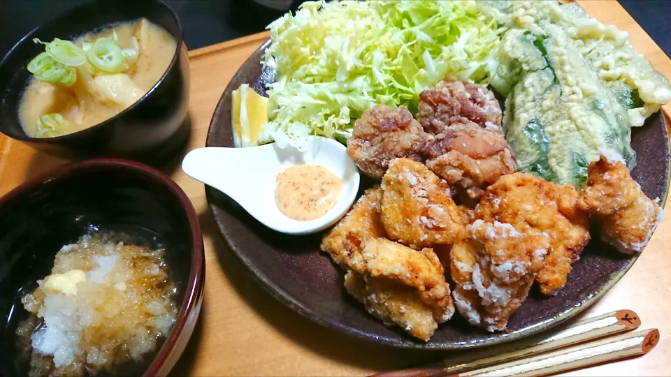 Snapdishの料理写真:豚こま、冷凍豆腐の唐揚げ☆七味マヨ添え☆|sanaさん