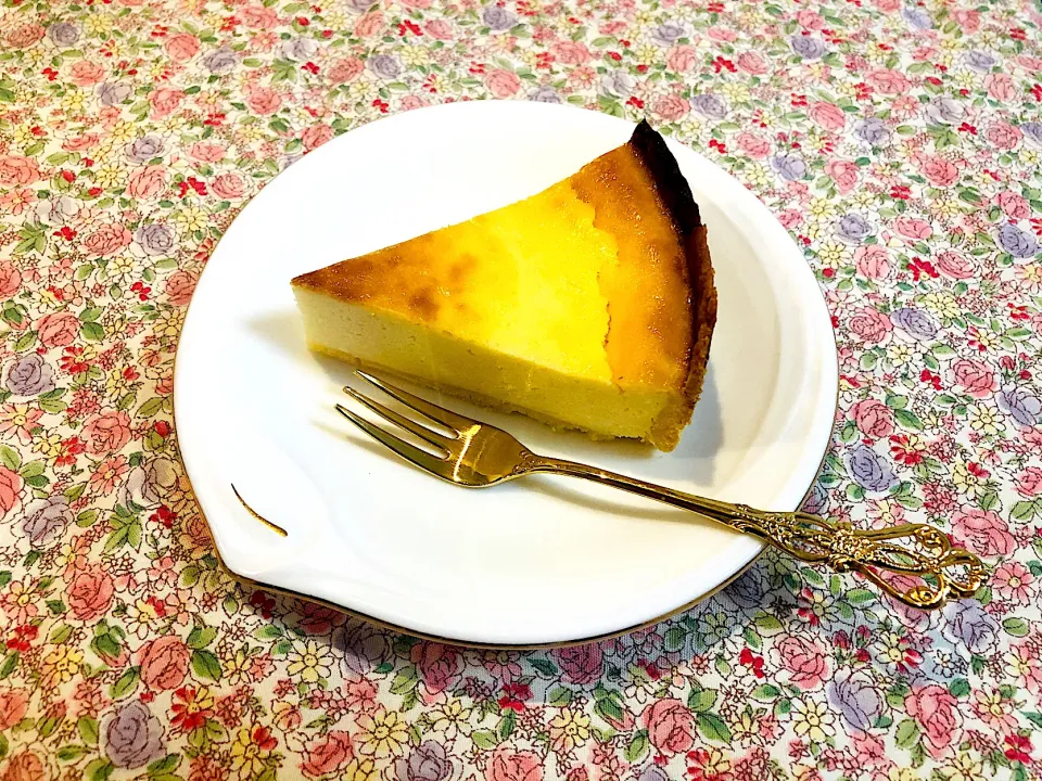 はじめてのチーズケーキ🍰＼(^o^)／🧀|妖怪こけしさん