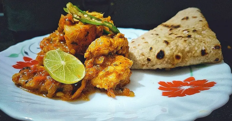 Shibani Thomas's dish masala chicken with chapatti|Shibani Thomasさん