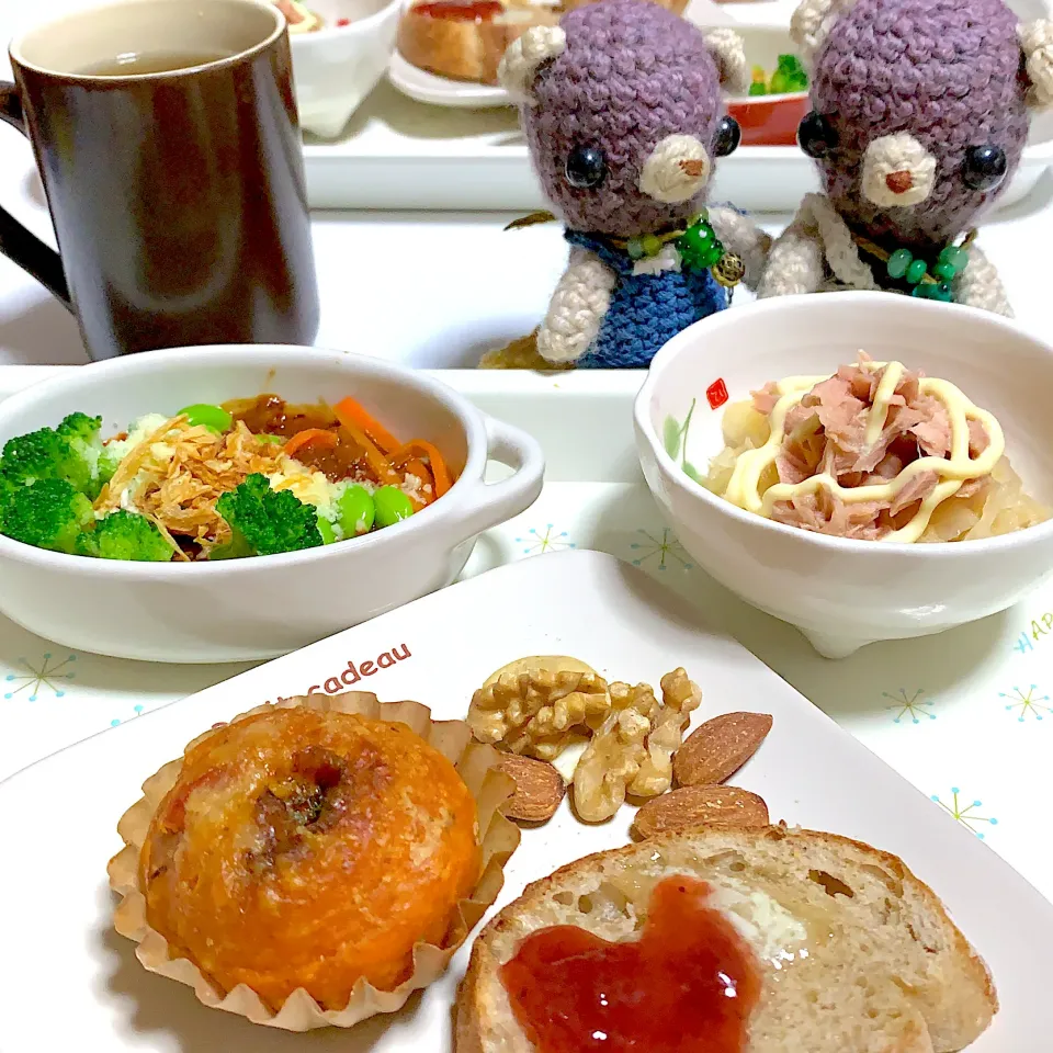 Snapdishの料理写真:朝ごぱん(*⁰▿⁰*)|chagashiさん