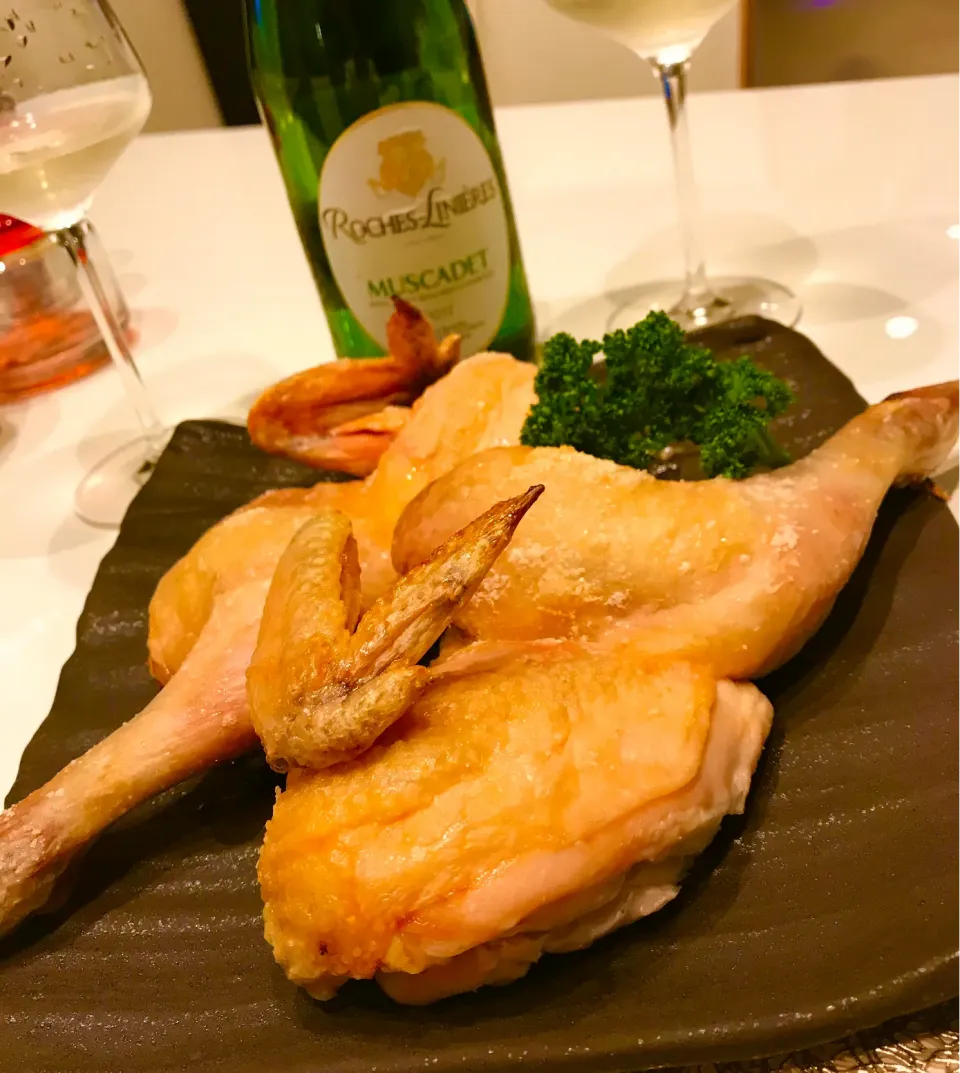 ヒナ鷄ハーフカット🍗➰🥂😋|ナムナムさん