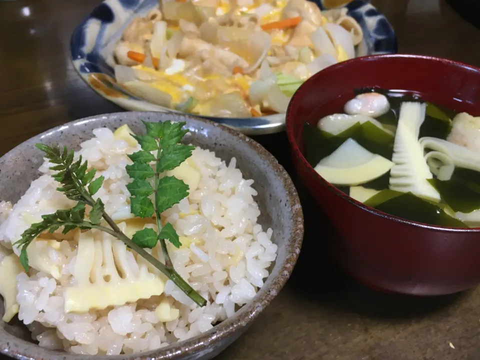 Snapdishの料理写真:たけのこごはん、若竹汁、麩の卵とじランチ|Namiko Kanoyaさん