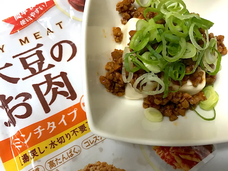 お豆腐の、大豆の肉味噌かけ|あやさん