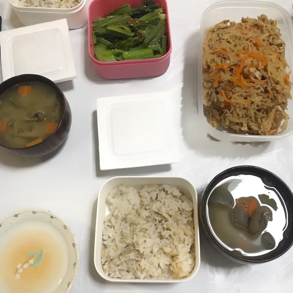 Snapdishの料理写真:切り干し大根、もつ煮込み|cocoaさん