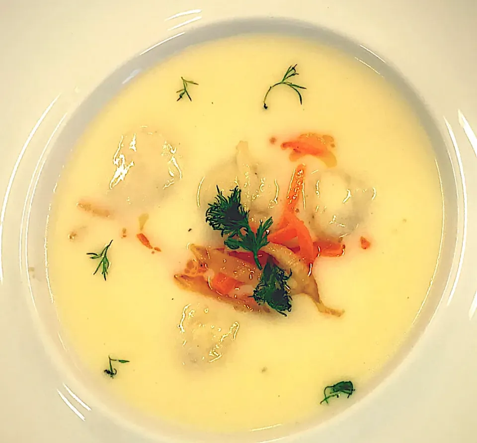 Norwegian Cod Fish Soup 🇳🇴 Caramelised Carrots, Fried Onion, Herbs|Lanaさん