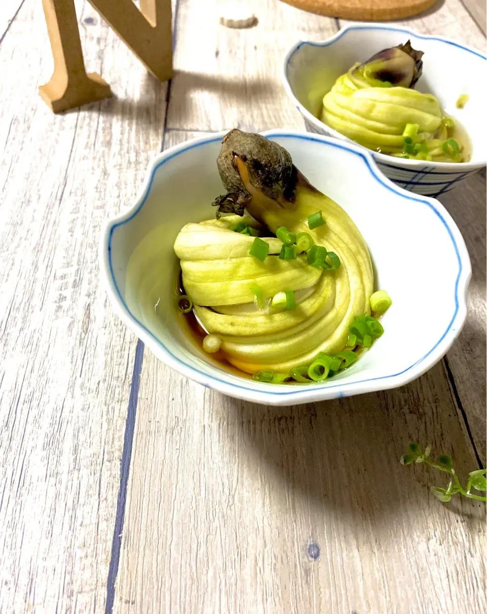 Tomokoさんの料理 レンジで♪翡翠茶筅なすの油淋鶏風香味タレ|naho_nonaさん