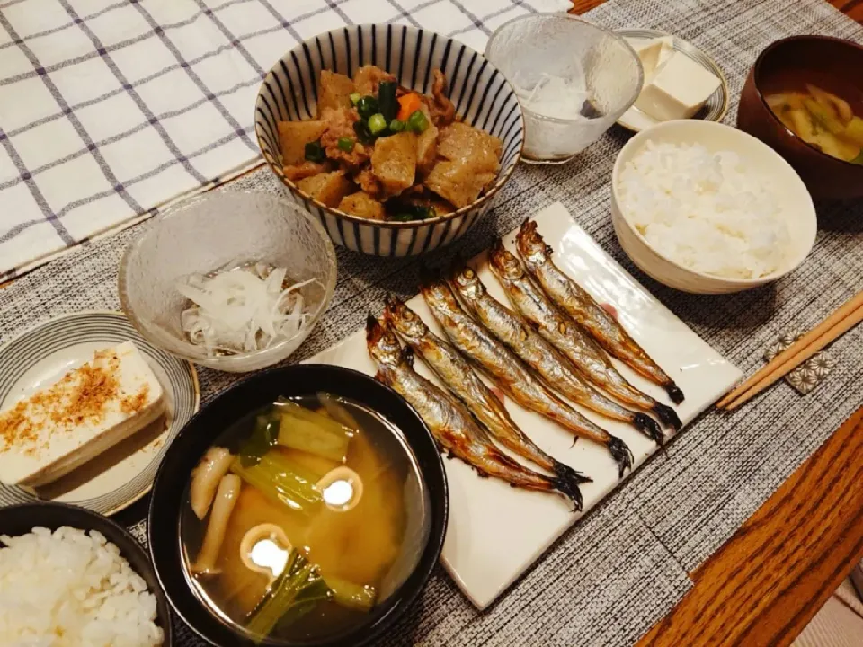 🐮牛スジの味噌煮込み定食|くみけるさん