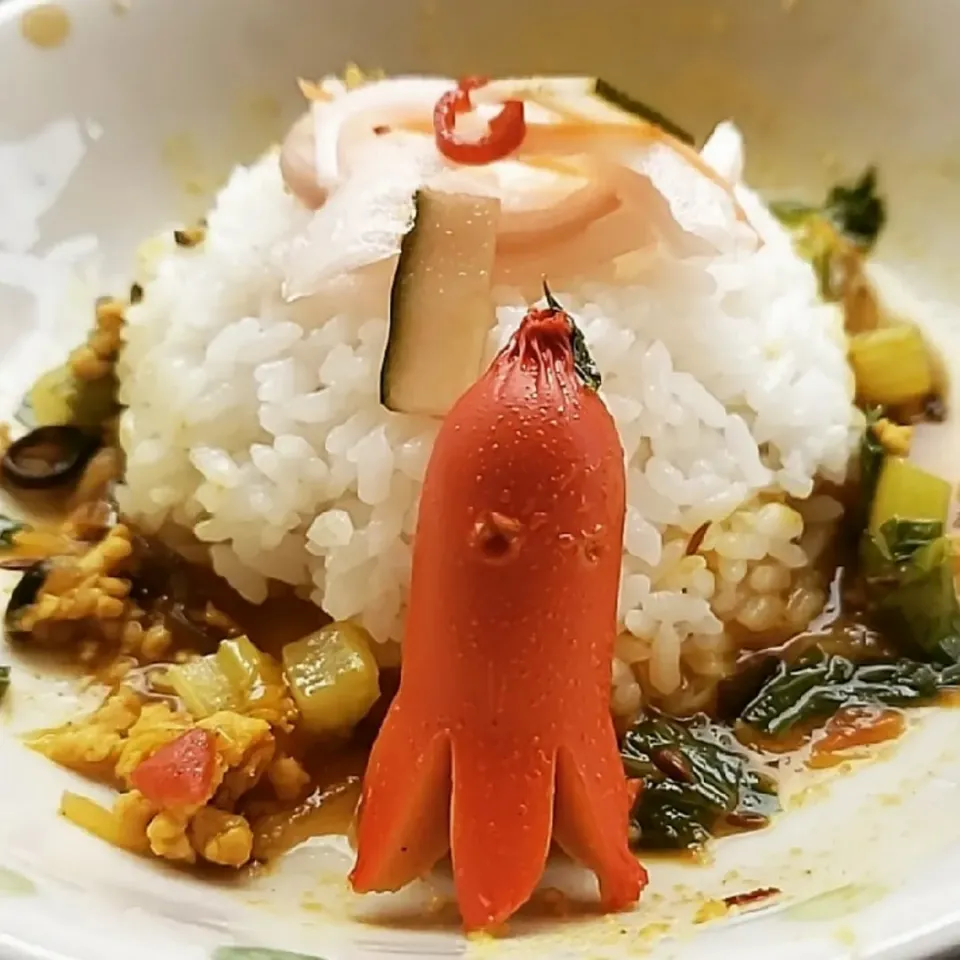 セロリとじゃがいものチキンキーマカレーinタコさんウインナー🐙|ふじわらたくやさん