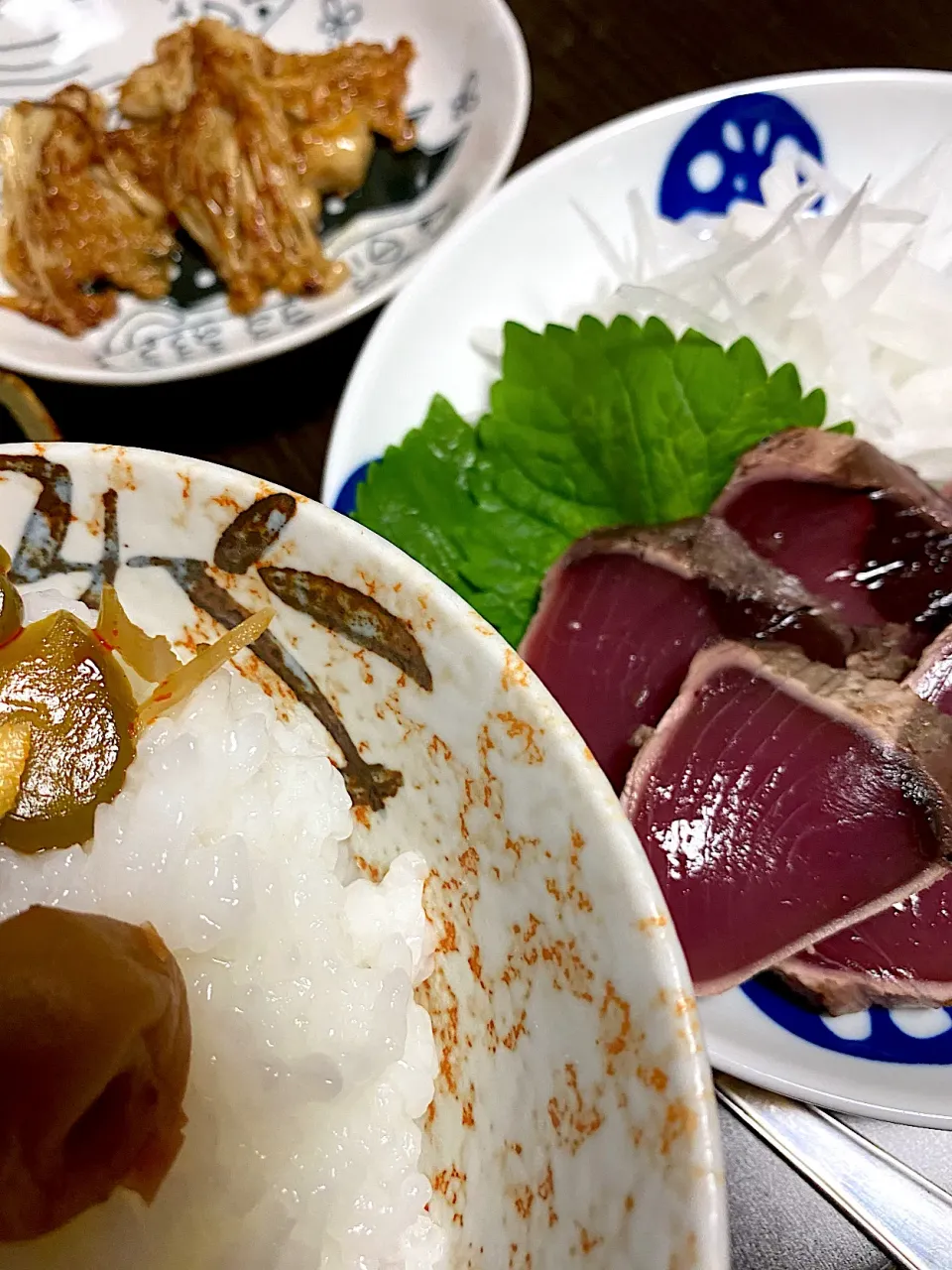 Snapdishの料理写真:お粥、カツオたたき、エノキバター焼き|Rie Kobayashiさん