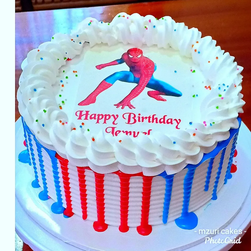 Spiderman cake...|mzuriさん