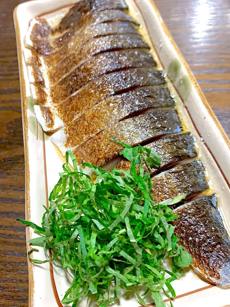 しめ鯖炙り^_^胡麻油と塩で|きよっさんさん