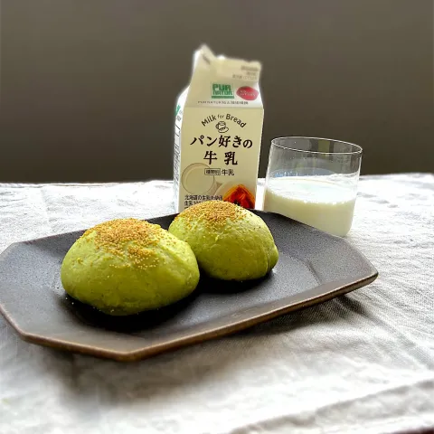 「カネカ / パン好きの牛乳500ml」を使ってみたSnapdishの料理・レシピ写真:ヨモギあんぱん