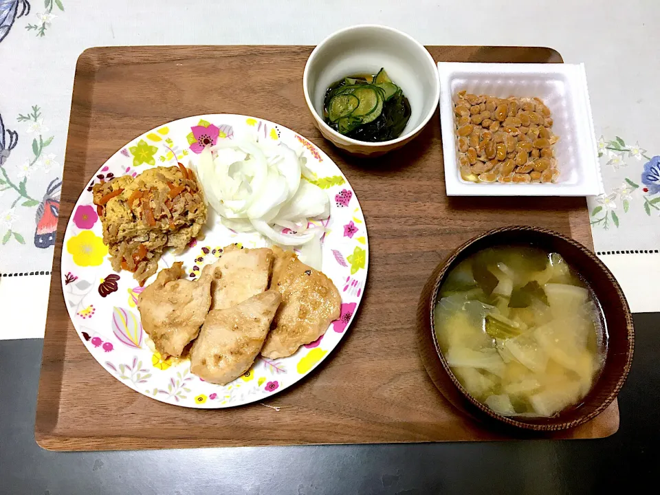 鶏胸肉の胡麻味噌炒めのご飯|みよさん