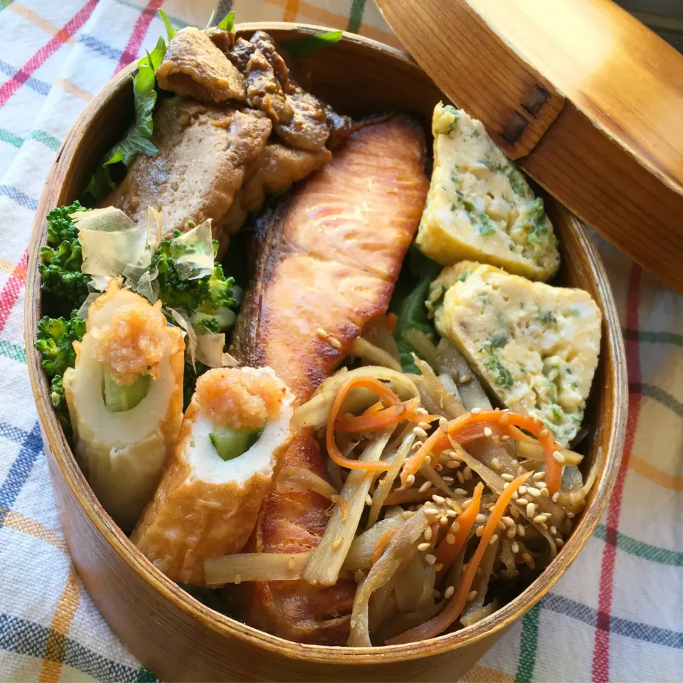 Snapdishの料理写真:今日のパパ弁当は鮭弁♪|key♪さん