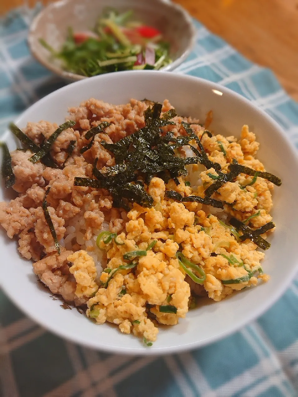 Snapdishの料理写真:そぼろ丼|ゆずうさぎさん