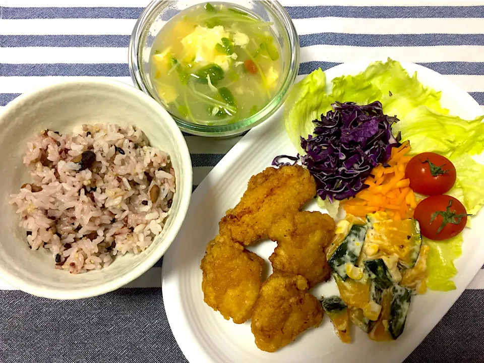 鶏唐揚げ、豆苗と卵の参鶏湯風スープ、カボチャサラダ|jackybeanさん